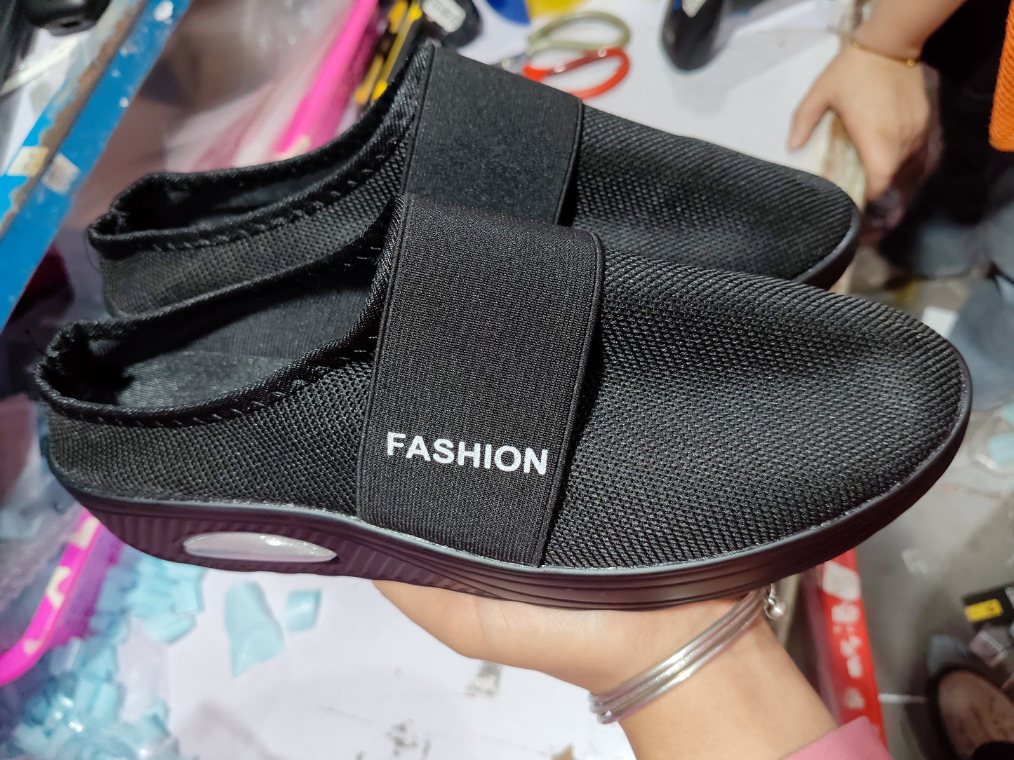 Sandals Women Breathable Non-slip Hollow Out Mesh Sandals Fashion Outdoor Ladies Shoes