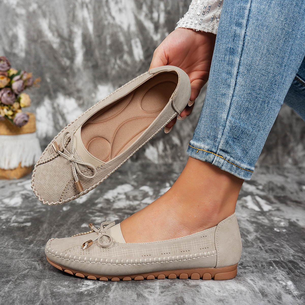 Stitching Bow Solid Color Women's Flat-heeled Shoes